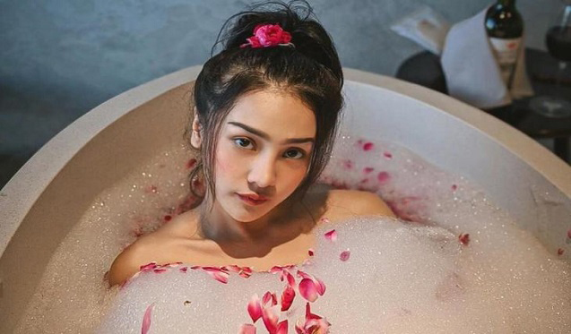 BOKEP INDO | SKANDAL SEKS ANYA GERALDINE